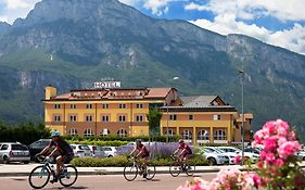 Sartori's Hotel